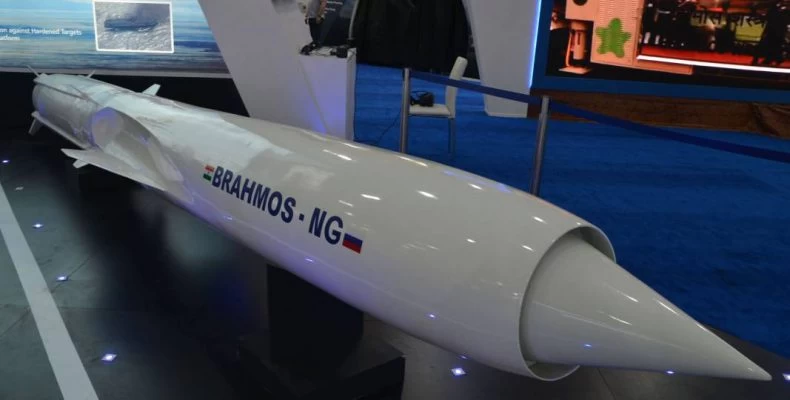 Η Ινδία παράγει τη νέα έκδοση του πύραυλου cruise BrahMos-NG